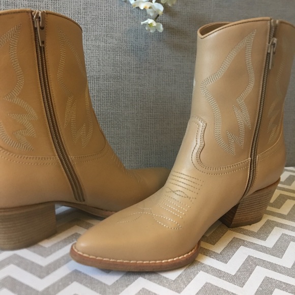 ‼️SOLD‼️Valentino  Texan Cowboy Boots/Booties - Picture 2 of 8